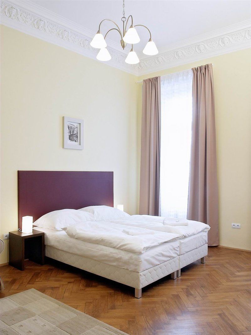 River View Residence Praag Buitenkant foto