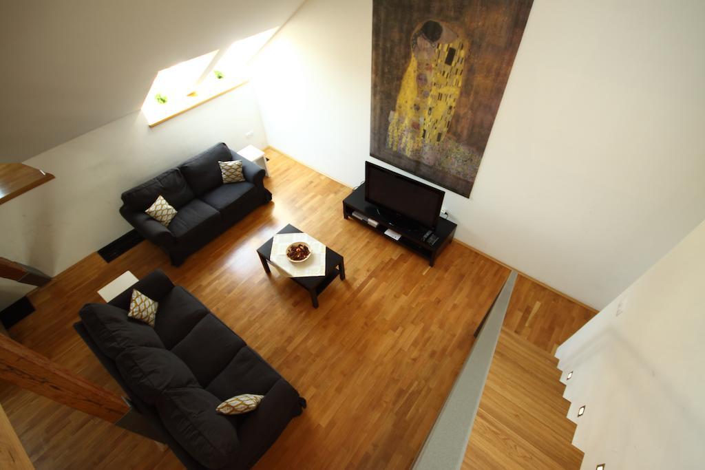 River View Residence Praag Buitenkant foto