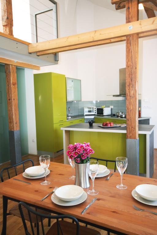River View Residence Praag Buitenkant foto